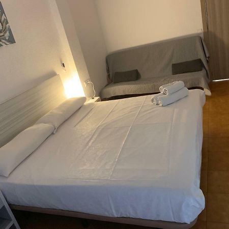 Ancla Beach Apartments 贝纳尔马德纳 外观 照片