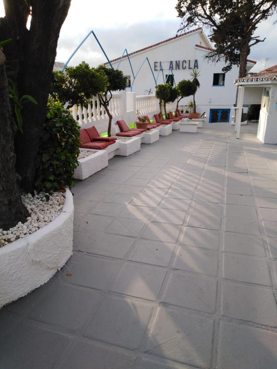 Ancla Beach Apartments 贝纳尔马德纳 外观 照片