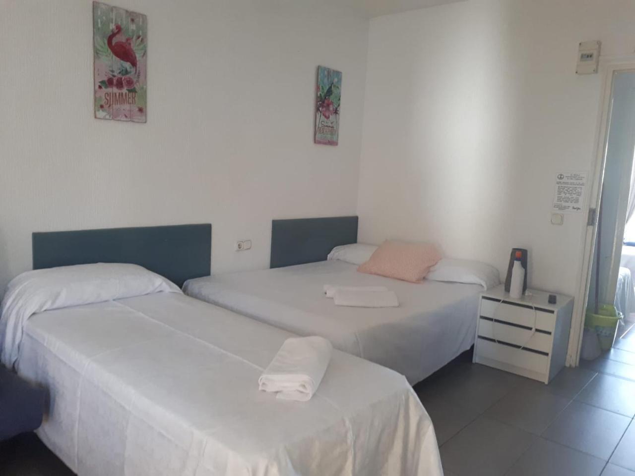 Ancla Beach Apartments 贝纳尔马德纳 外观 照片