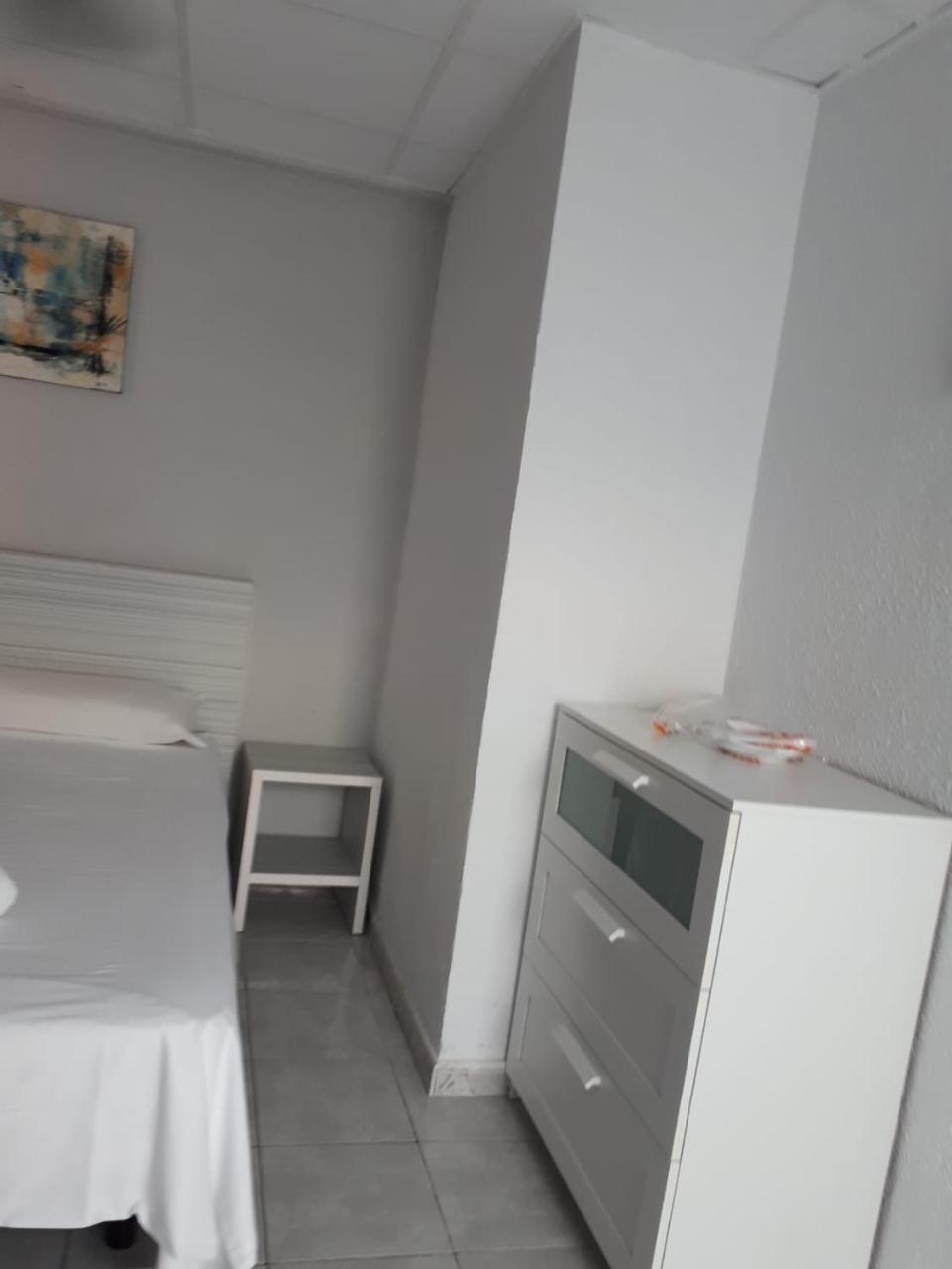 Ancla Beach Apartments 贝纳尔马德纳 外观 照片