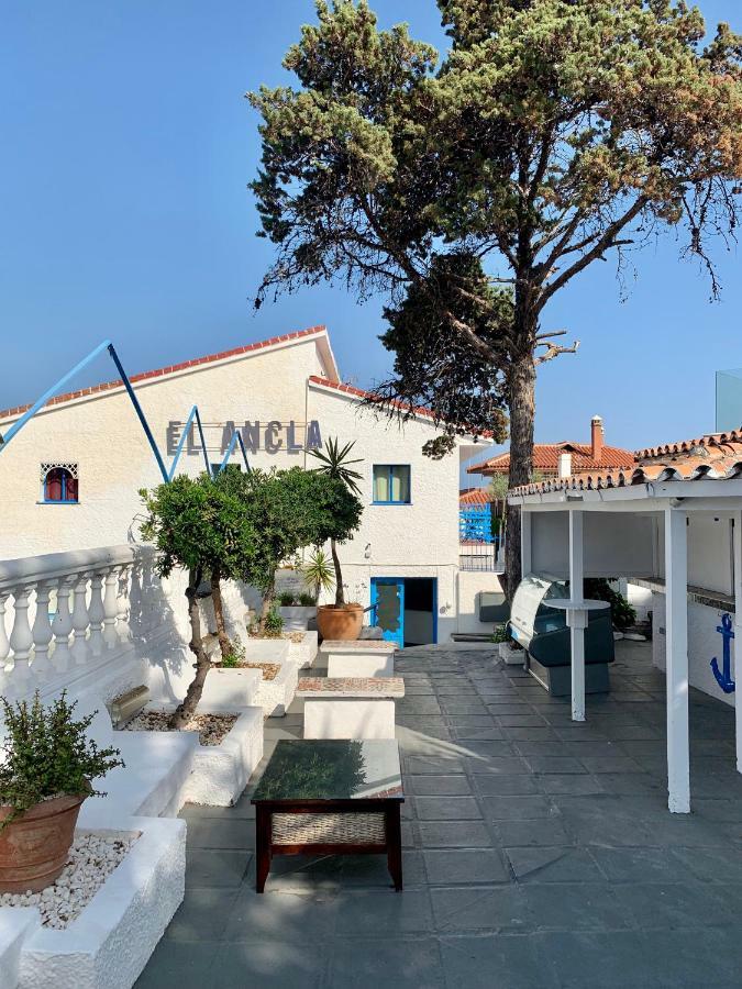Ancla Beach Apartments 贝纳尔马德纳 外观 照片