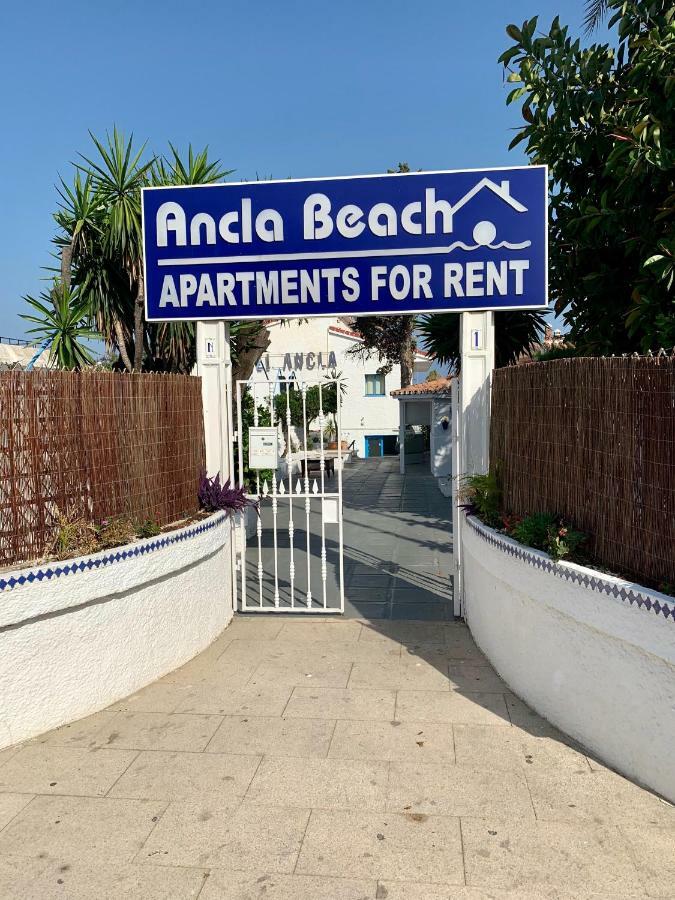 Ancla Beach Apartments 贝纳尔马德纳 外观 照片