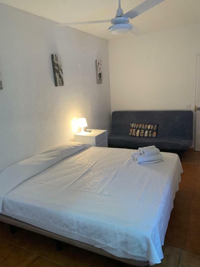 Ancla Beach Apartments 贝纳尔马德纳 外观 照片