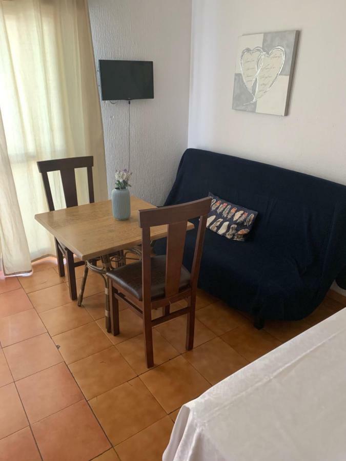 Ancla Beach Apartments 贝纳尔马德纳 外观 照片