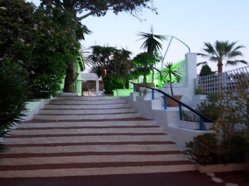 Ancla Beach Apartments 贝纳尔马德纳 外观 照片