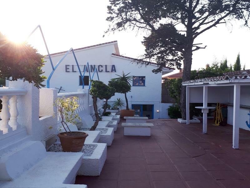 Ancla Beach Apartments 贝纳尔马德纳 外观 照片